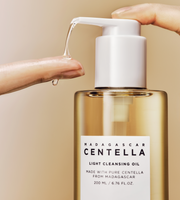 SKIN1004 Madagascar Centella Light Cleansing Oil